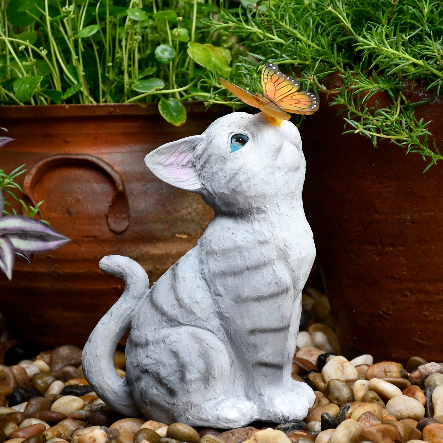 Cat Outdoor Solar Statue with LED Lights